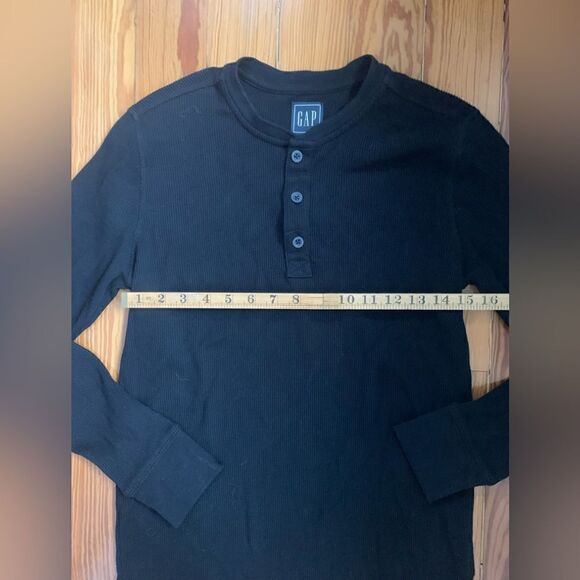 Men’s Gap Henley - Picture 5 of 5